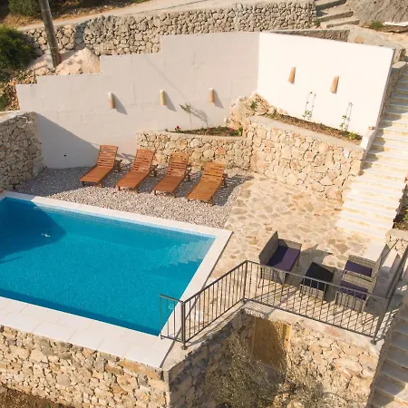 Villa In With Pool Near Podgora (Split-Dalmatia)